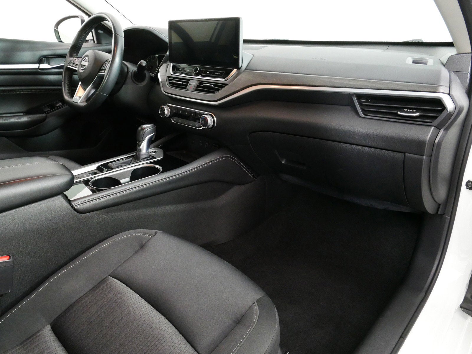 2023 Nissan Altima 2.5 SV FWD *CLEAN CARFAX!*