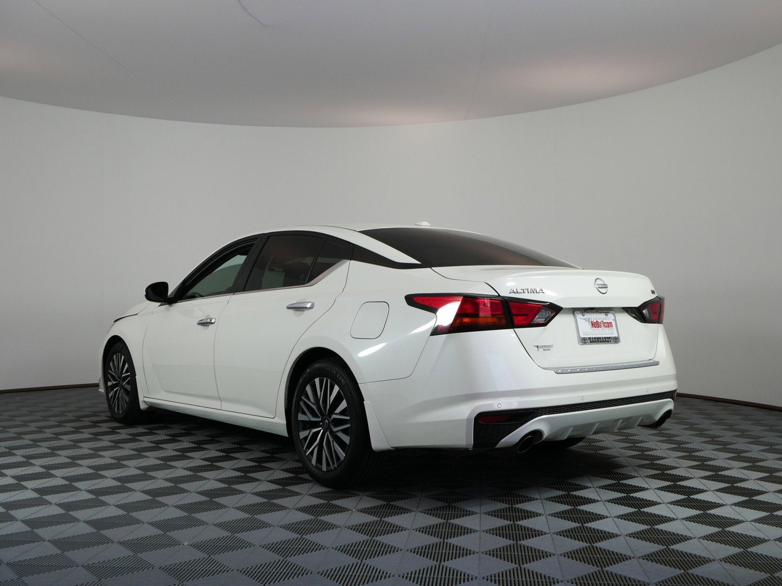 2023 Nissan Altima 2.5 SV FWD *CLEAN CARFAX!*
