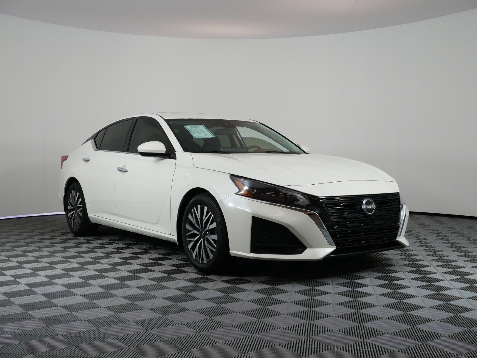 2023 Nissan Altima 2.5 SV FWD *CLEAN CARFAX!*