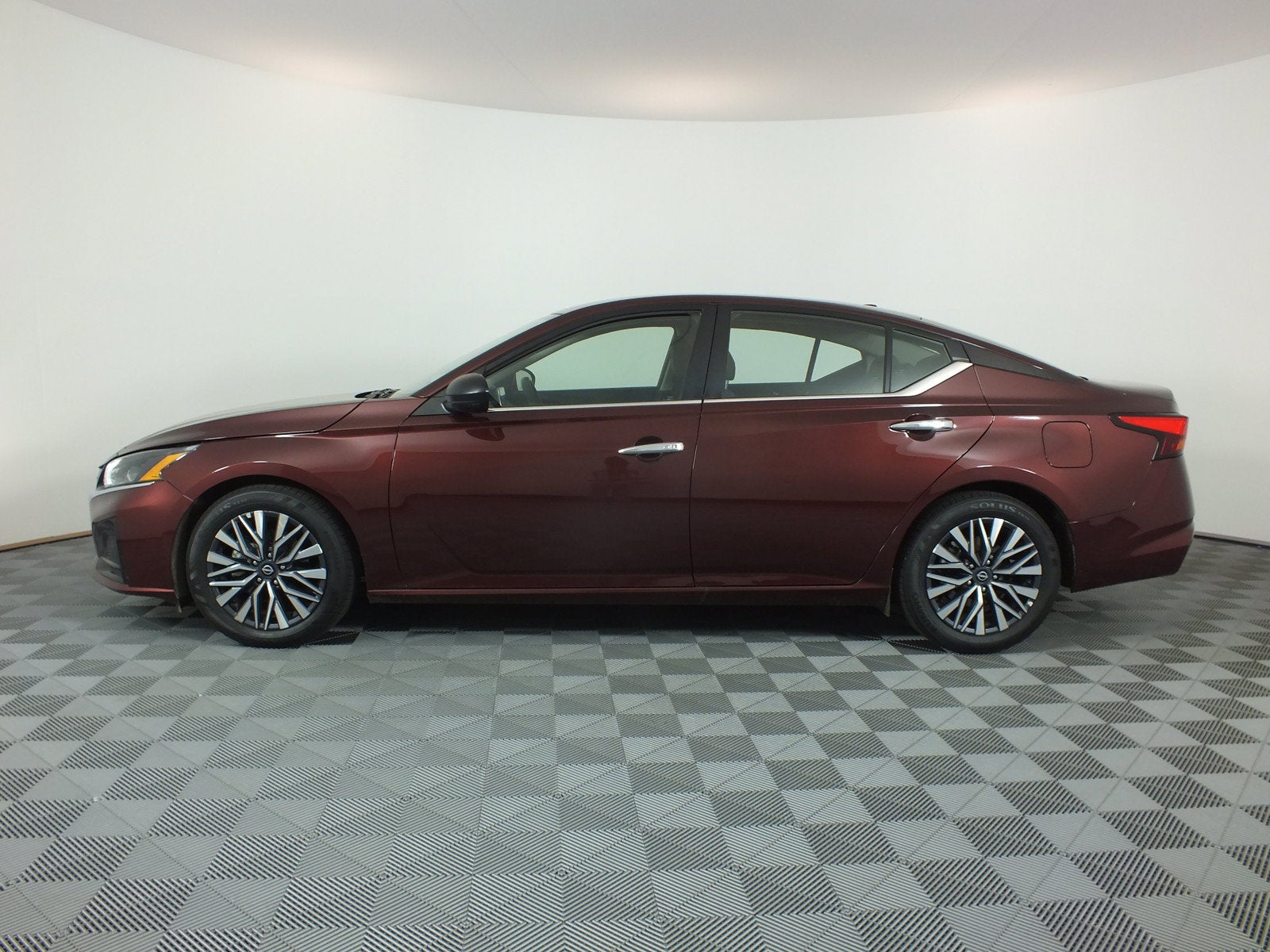 2025 Nissan Altima SV *1-OWNER*