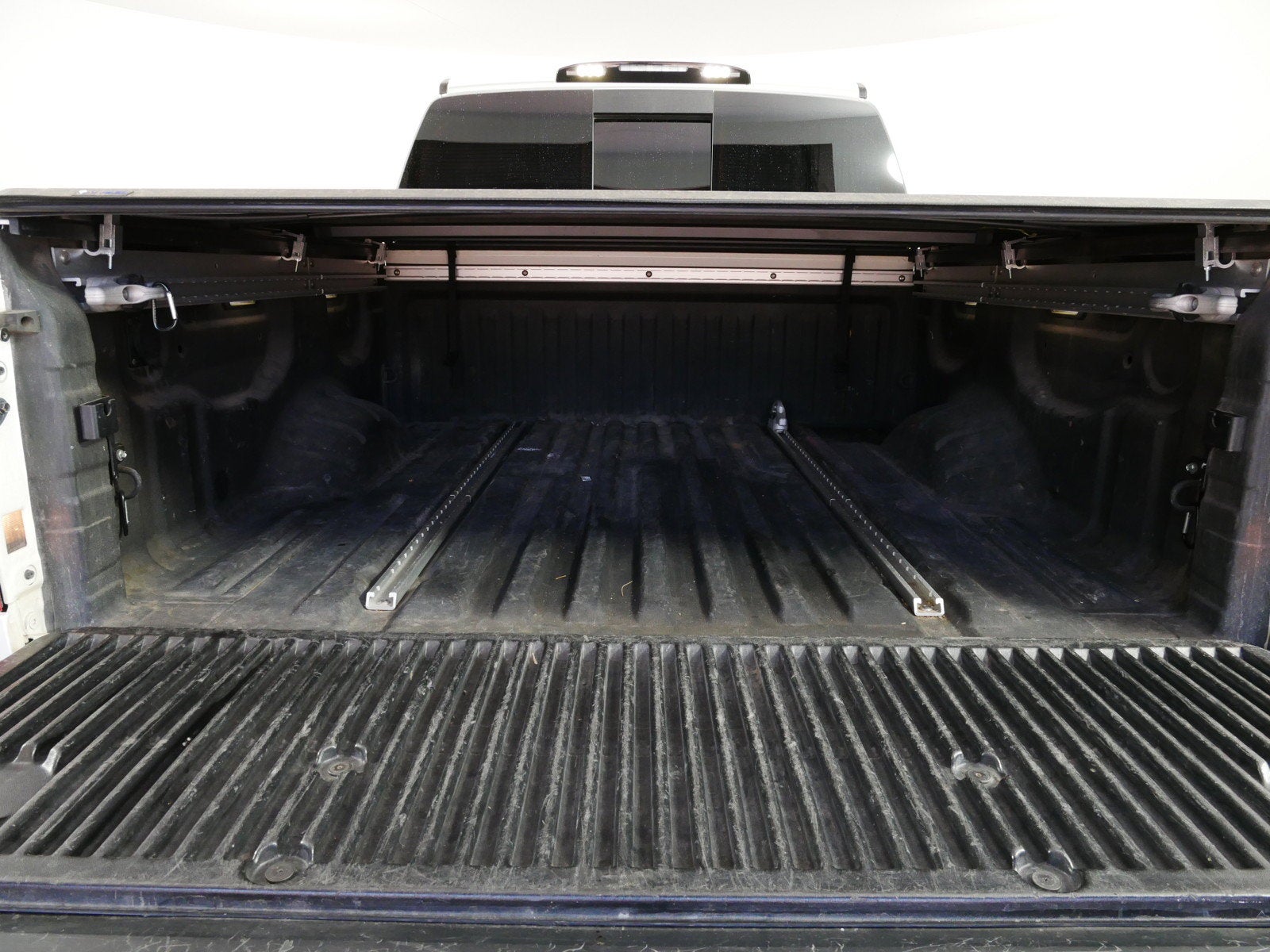2017 Nissan Titan PRO-4X 4WD *CLEAN CARFAX*