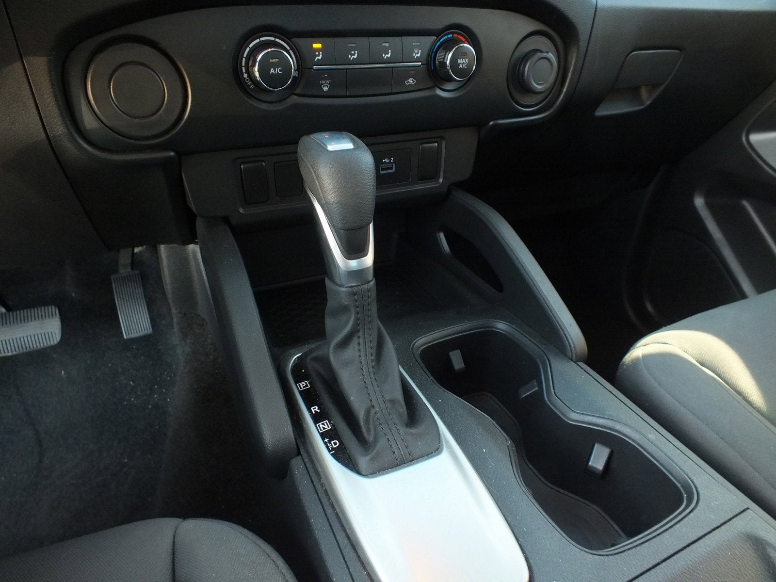 2022 Nissan Frontier S *CLEAN CARFAX! UNDER 50K MILES*