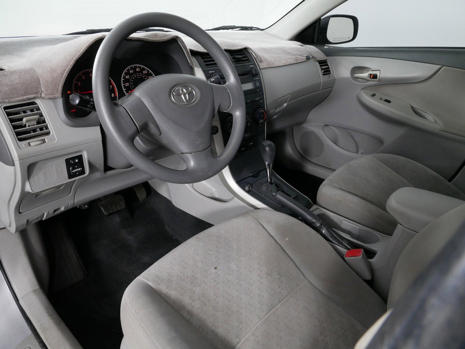 2009 Toyota Corolla LE FWD *GREAT MPG*!