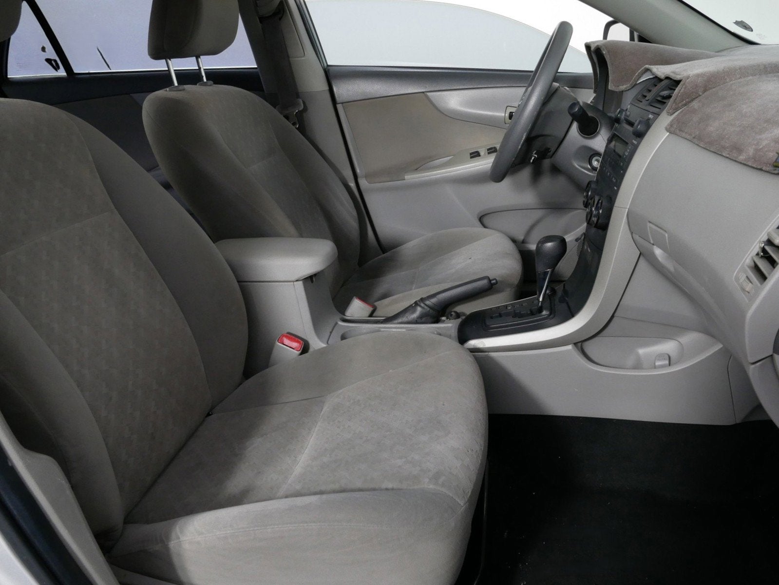 2009 Toyota Corolla LE FWD *GREAT MPG*!