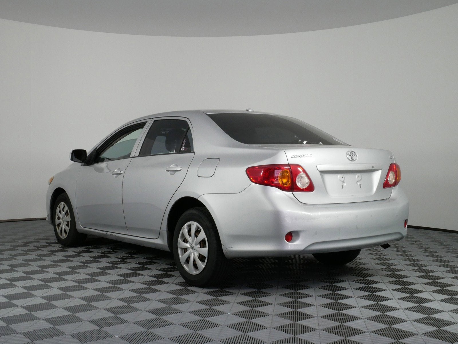 2009 Toyota Corolla LE FWD *GREAT MPG*!
