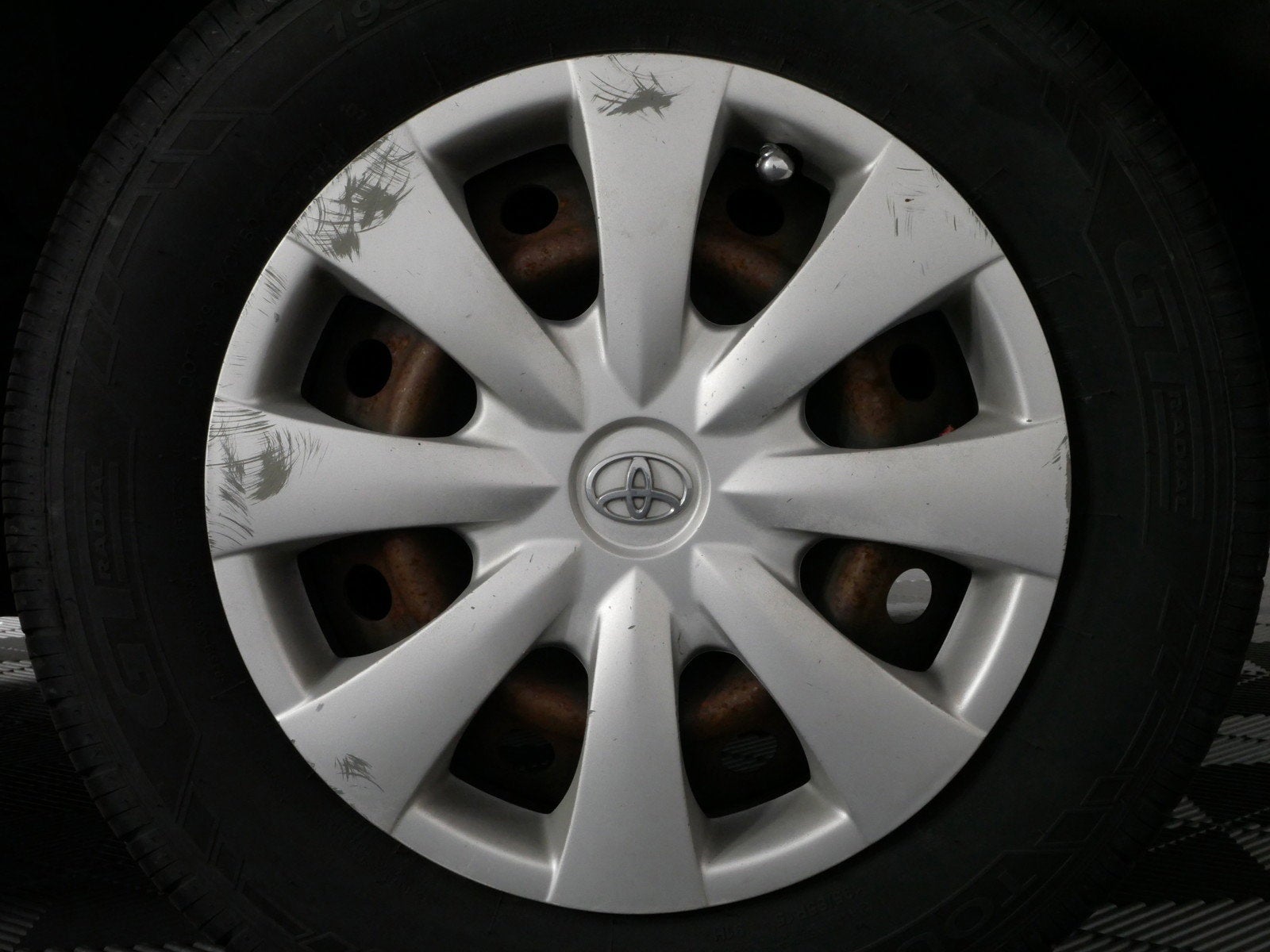 2009 Toyota Corolla LE FWD *GREAT MPG*!