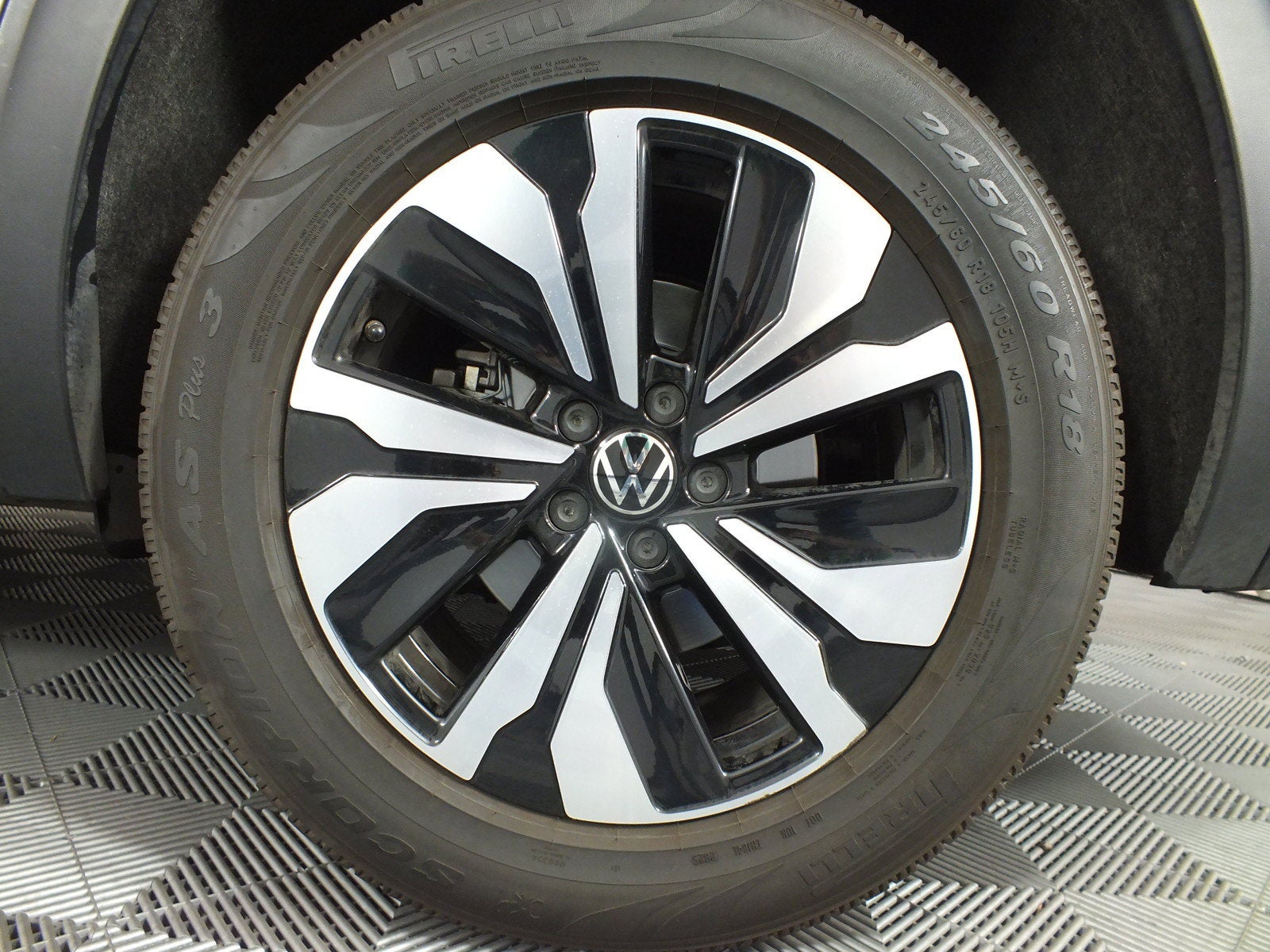 2024 Volkswagen Atlas 2.0T SE *1-OWNER! CLEAN CARFAX!*