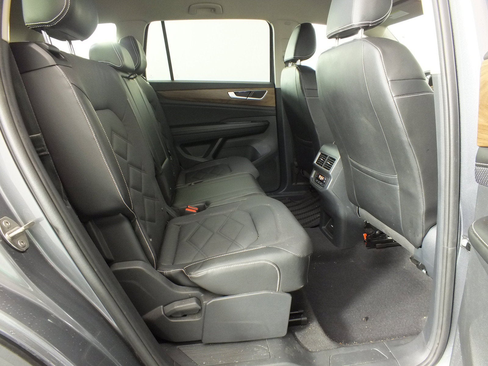 2024 Volkswagen Atlas 2.0T SE *1-OWNER! CLEAN CARFAX!*