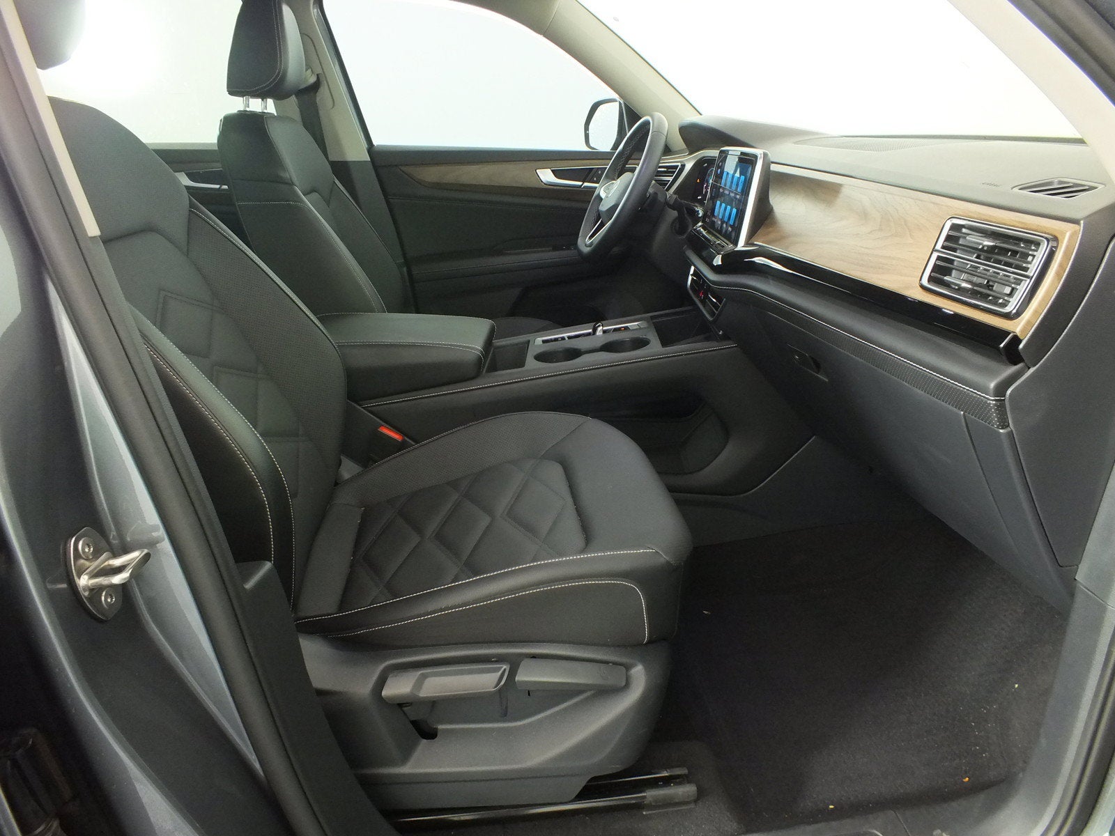 2024 Volkswagen Atlas 2.0T SE *1-OWNER! CLEAN CARFAX!*