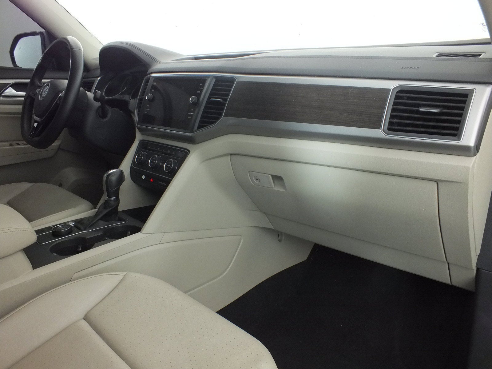 2019 Volkswagen Atlas 3.6L V6 SE w/Technology AWD *CLEAN CARFAX*