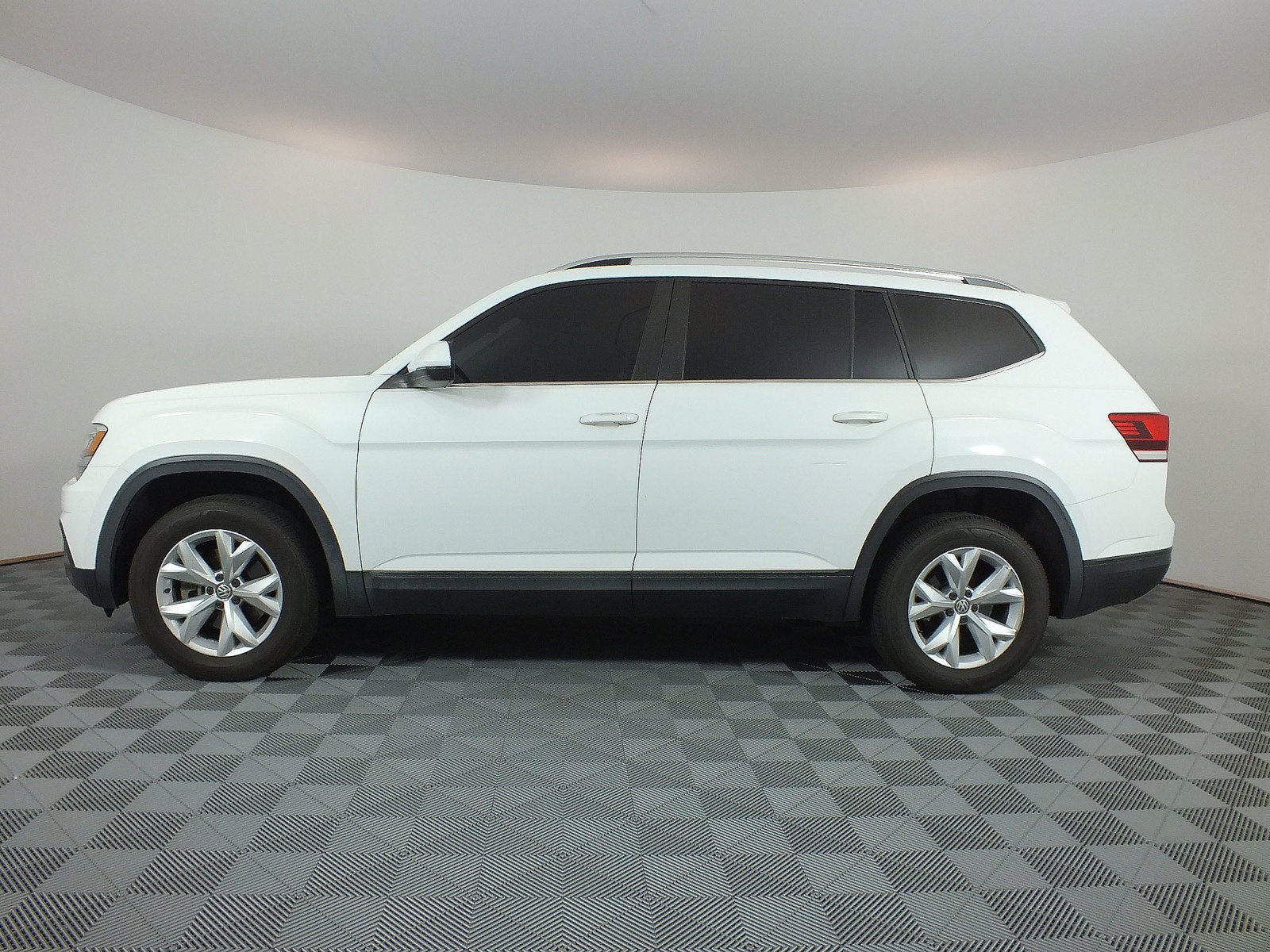 2019 Volkswagen Atlas 3.6L V6 SE w/Technology AWD *CLEAN CARFAX*