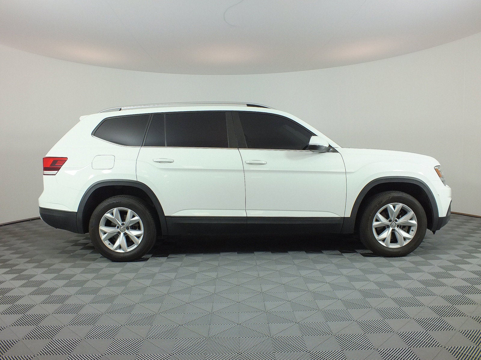 2019 Volkswagen Atlas 3.6L V6 SE w/Technology AWD *CLEAN CARFAX*