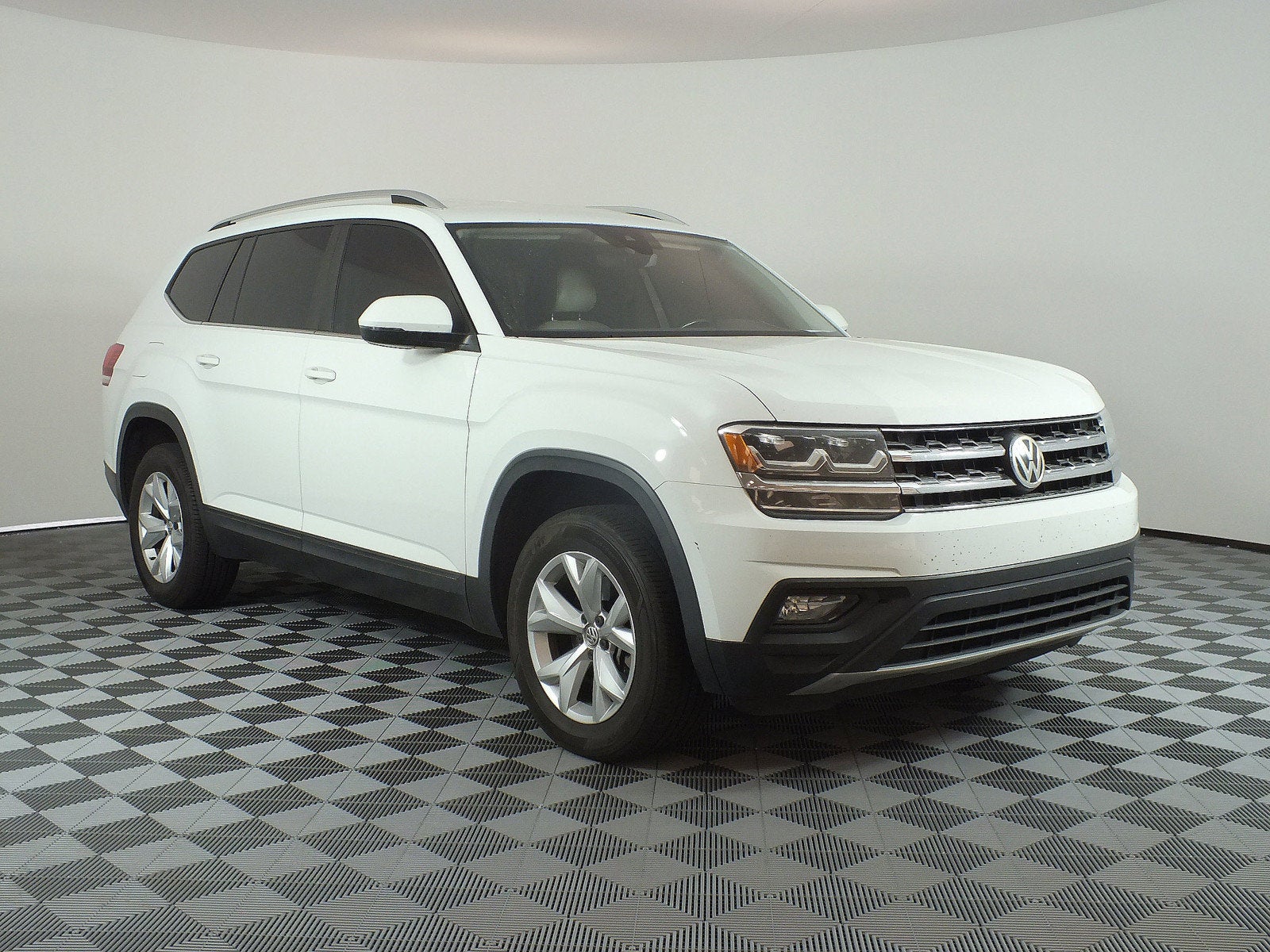 2019 Volkswagen Atlas 3.6L V6 SE w/Technology AWD *CLEAN CARFAX*