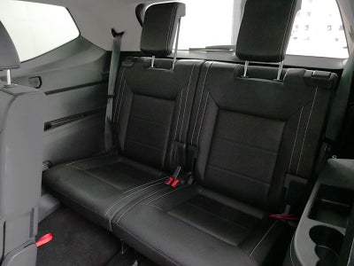 2023 Volkswagen Atlas 3.6L V6 SE w/Technology FWD *CLEAN CARFAX!*