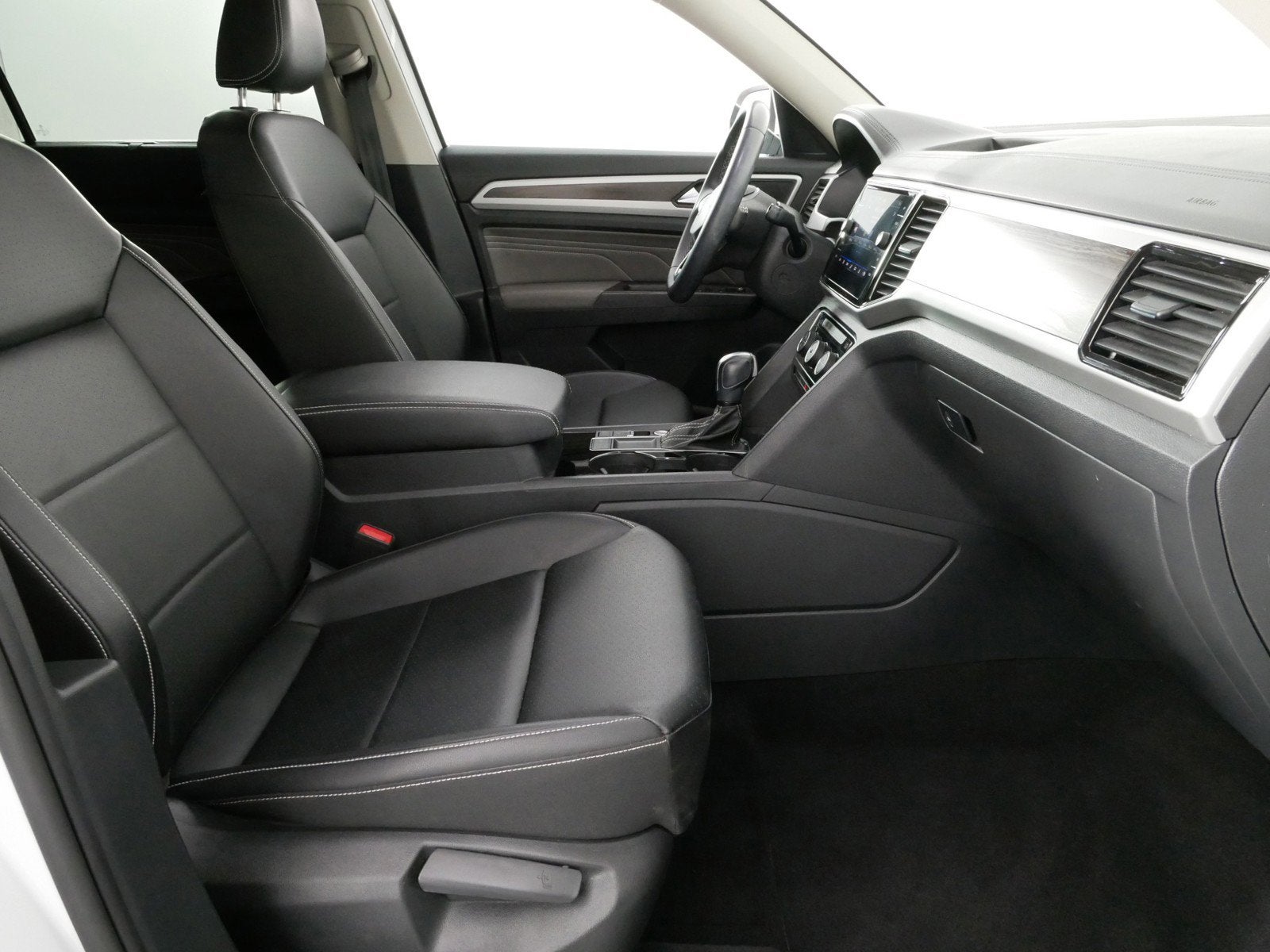 2023 Volkswagen Atlas 3.6L V6 SE w/Technology FWD *CLEAN CARFAX!*