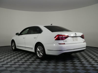 2017 Volkswagen Passat 1.8T S *1-OWNER! CLEAN CARFAX*