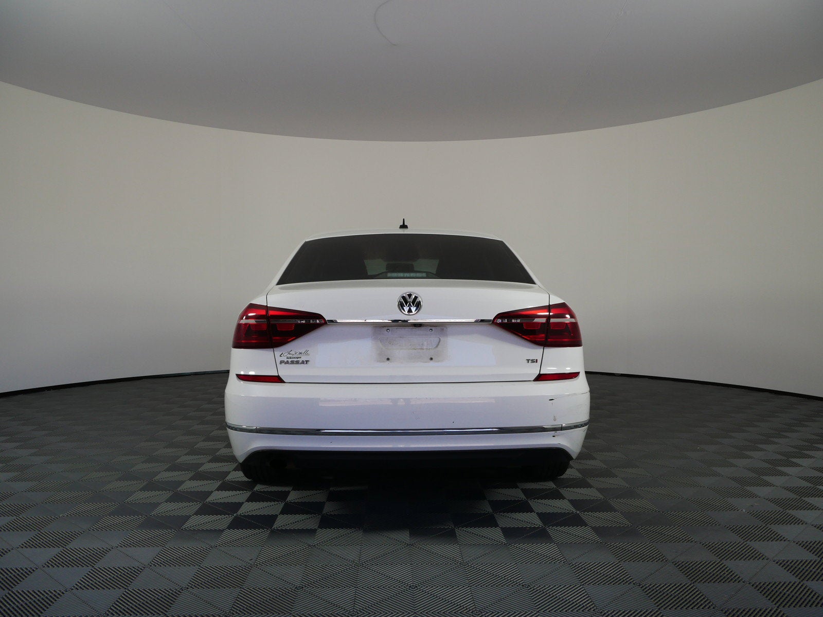 2017 Volkswagen Passat 1.8T S *1-OWNER! CLEAN CARFAX*