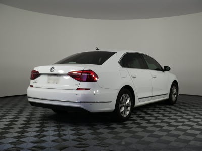 2017 Volkswagen Passat 1.8T S *1-OWNER! CLEAN CARFAX*
