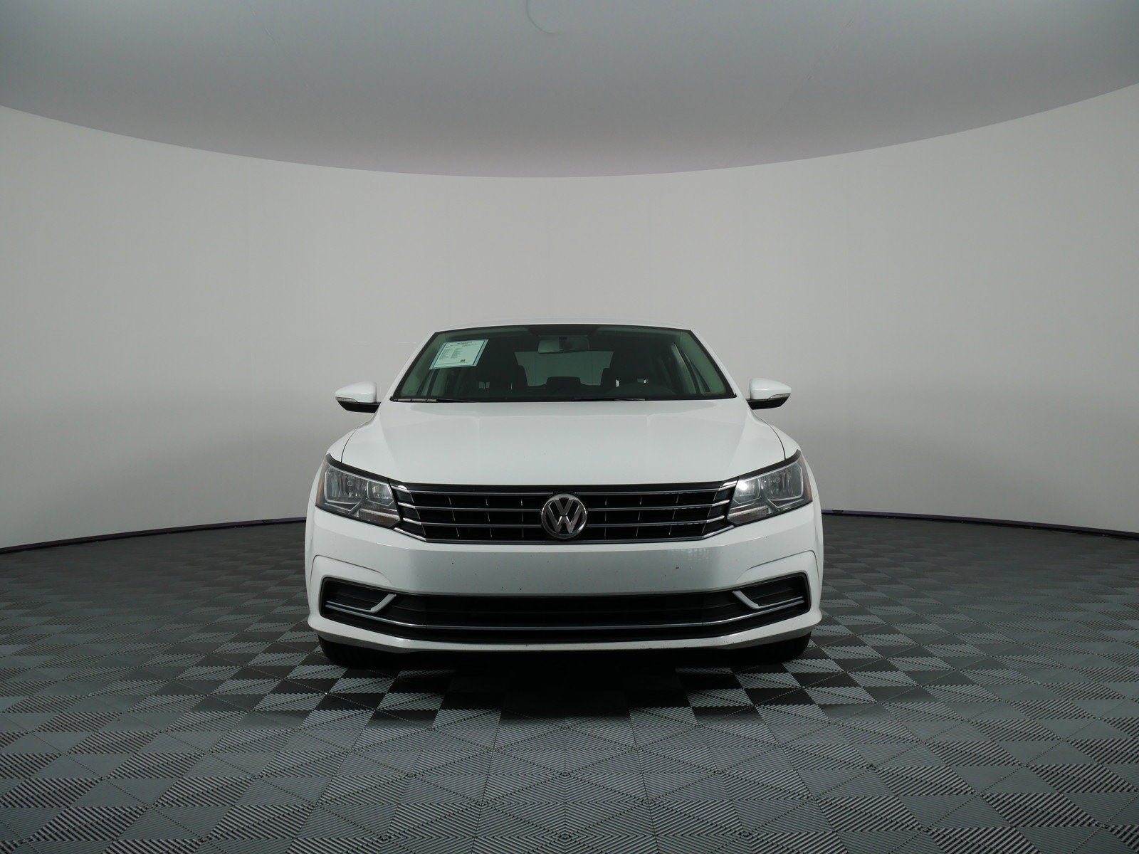 2017 Volkswagen Passat 1.8T S *1-OWNER! CLEAN CARFAX*