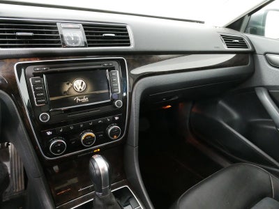 2014 Volkswagen Passat TDI SEL Premium *CLEAN CARFAX*