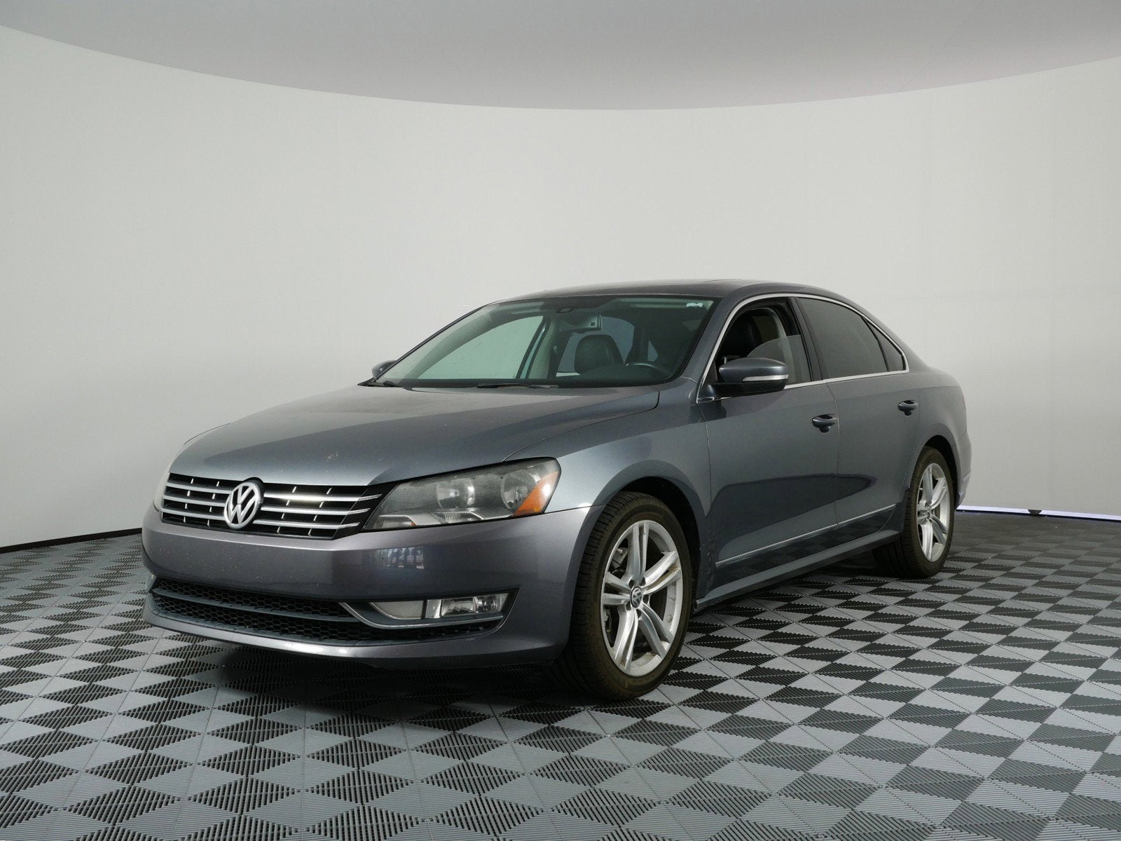 2014 Volkswagen Passat TDI SEL Premium *CLEAN CARFAX*