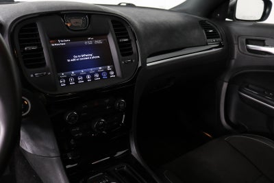 2019 Chrysler 300 300S RWD *CLEAN CARFAX, 1 OWNER!*