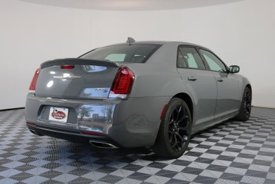 2019 Chrysler 300 300S RWD *CLEAN CARFAX, 1 OWNER!*