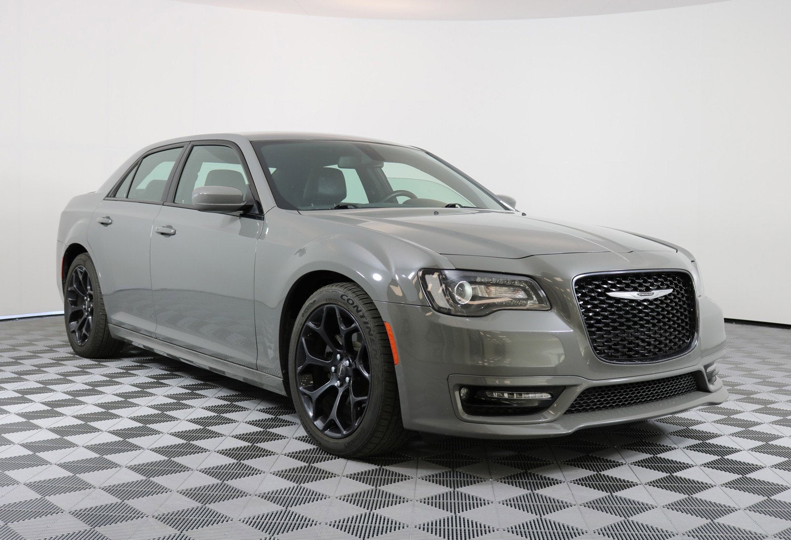 2019 Chrysler 300 300S RWD *CLEAN CARFAX, 1 OWNER!*