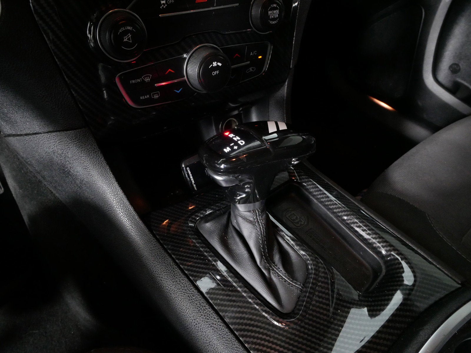 2015 Dodge Charger SE RWD *CLEAN CARFAX!*