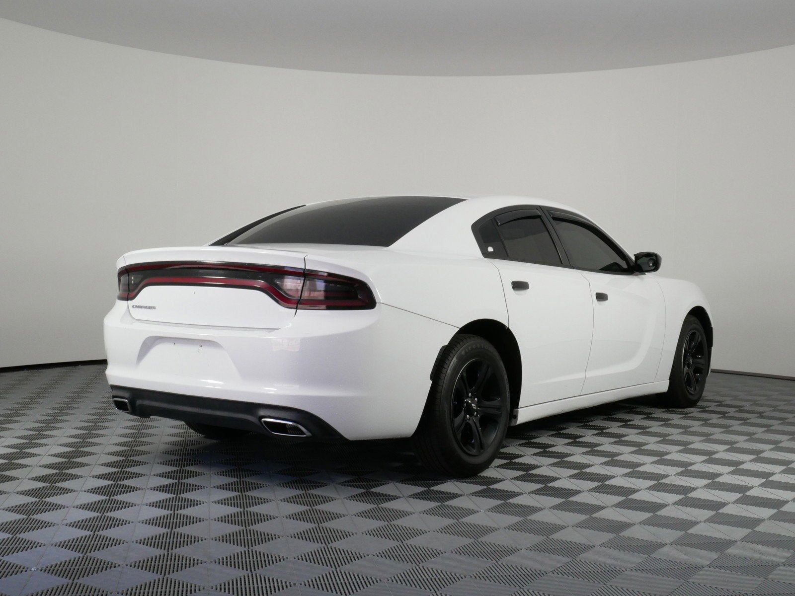 2015 Dodge Charger SE RWD *CLEAN CARFAX!*