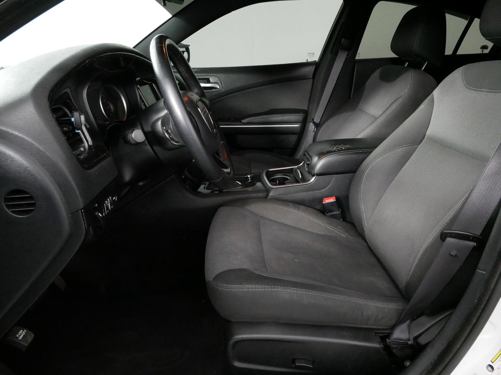 2015 Dodge Charger SE RWD *CLEAN CARFAX!*