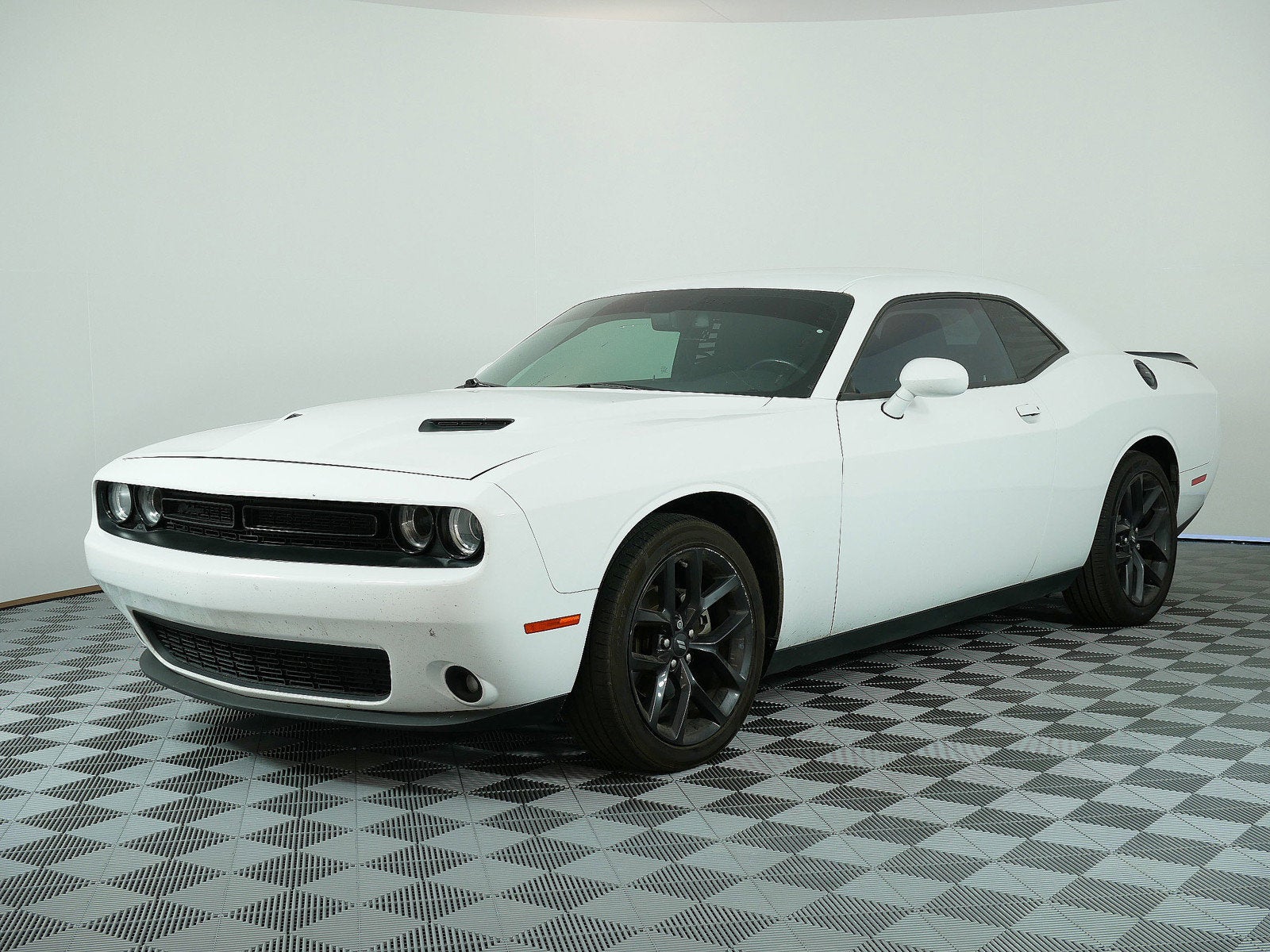 2021 Dodge Challenger SXT *LOOKS GREAT!*