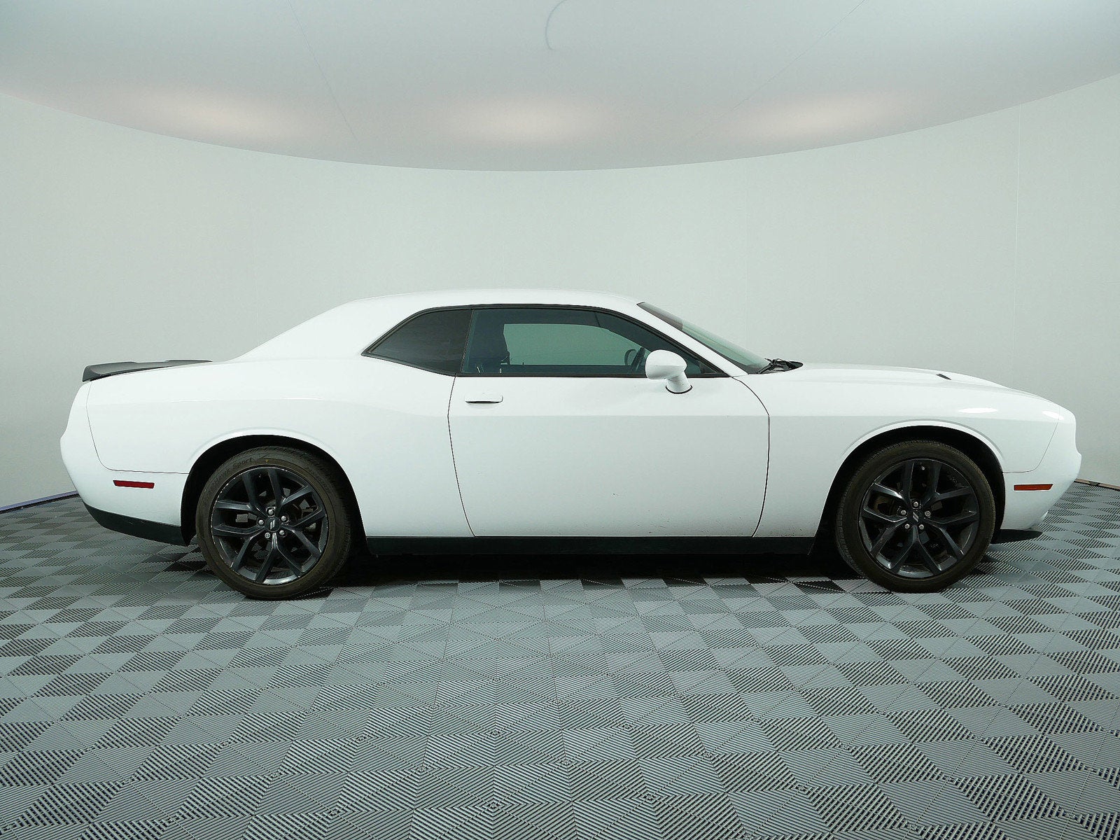 2021 Dodge Challenger SXT *LOOKS GREAT!*