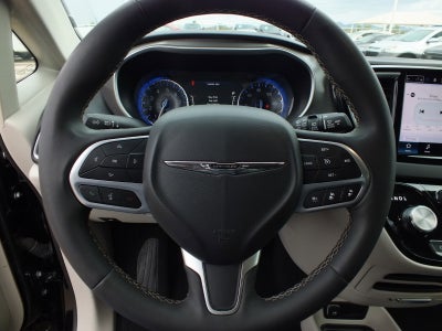 2024 Chrysler Pacifica Touring L *1-OWNER*