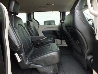 2024 Chrysler Pacifica Touring L *1-OWNER*