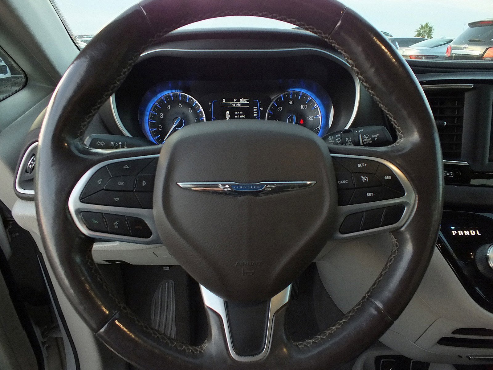 2020 Chrysler Pacifica Touring L *ROOMY!*