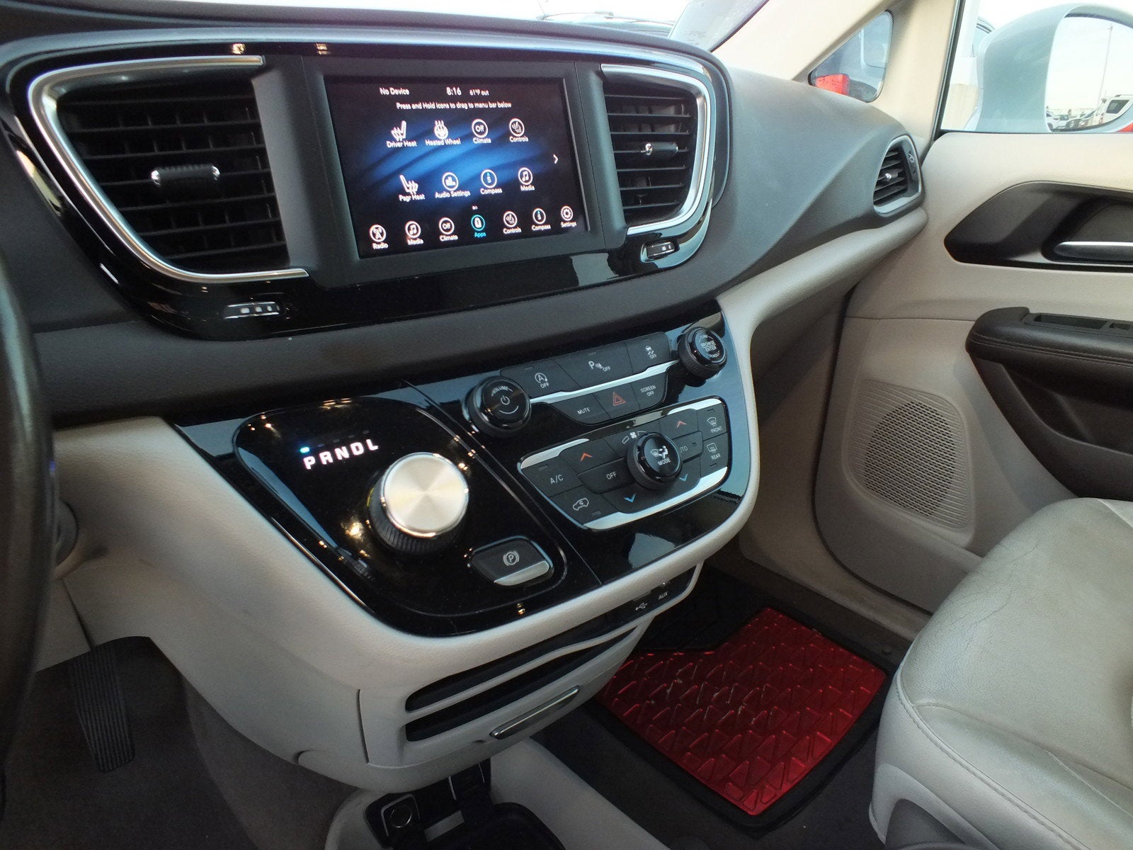 2020 Chrysler Pacifica Touring L *ROOMY!*