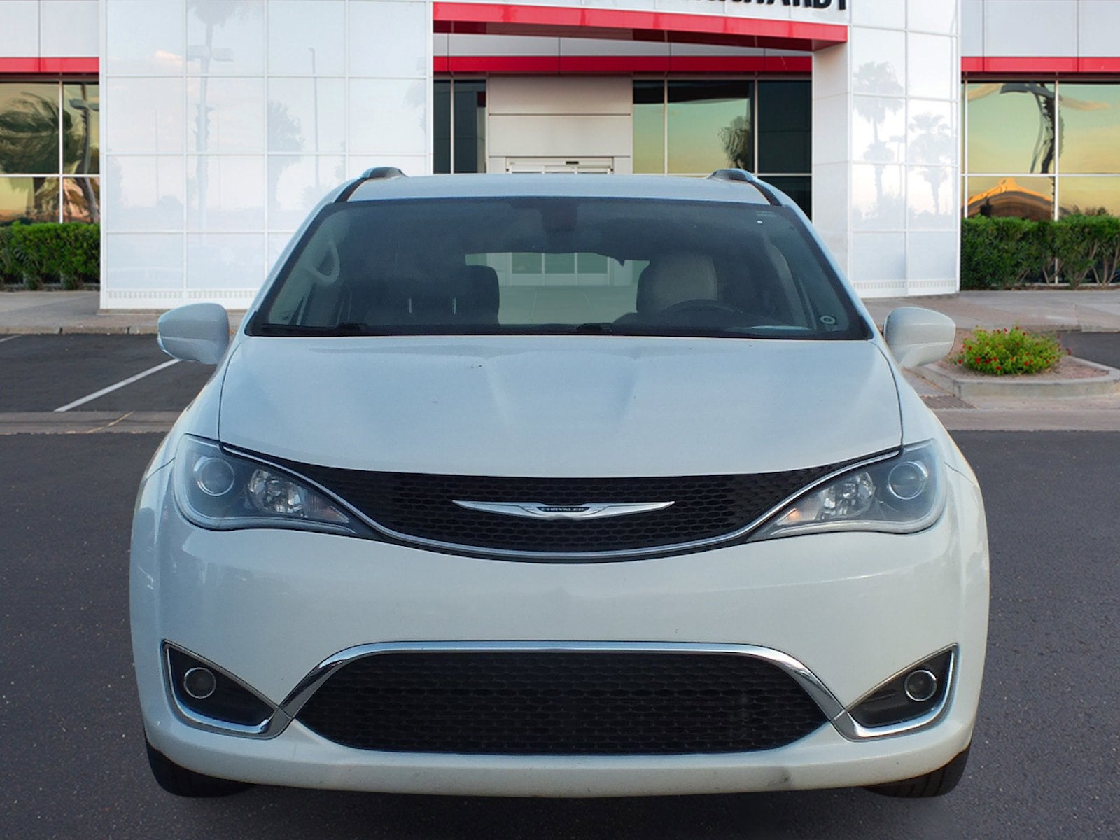 2020 Chrysler Pacifica Touring L *ROOMY!*