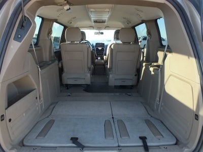 2015 Chrysler Town & Country Touring *CLEAN CARFAX*