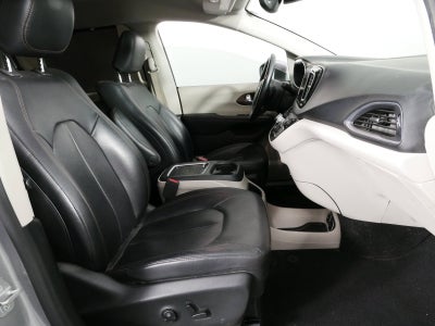 2017 Chrysler Pacifica Touring-L Plus *1-OWNER!*