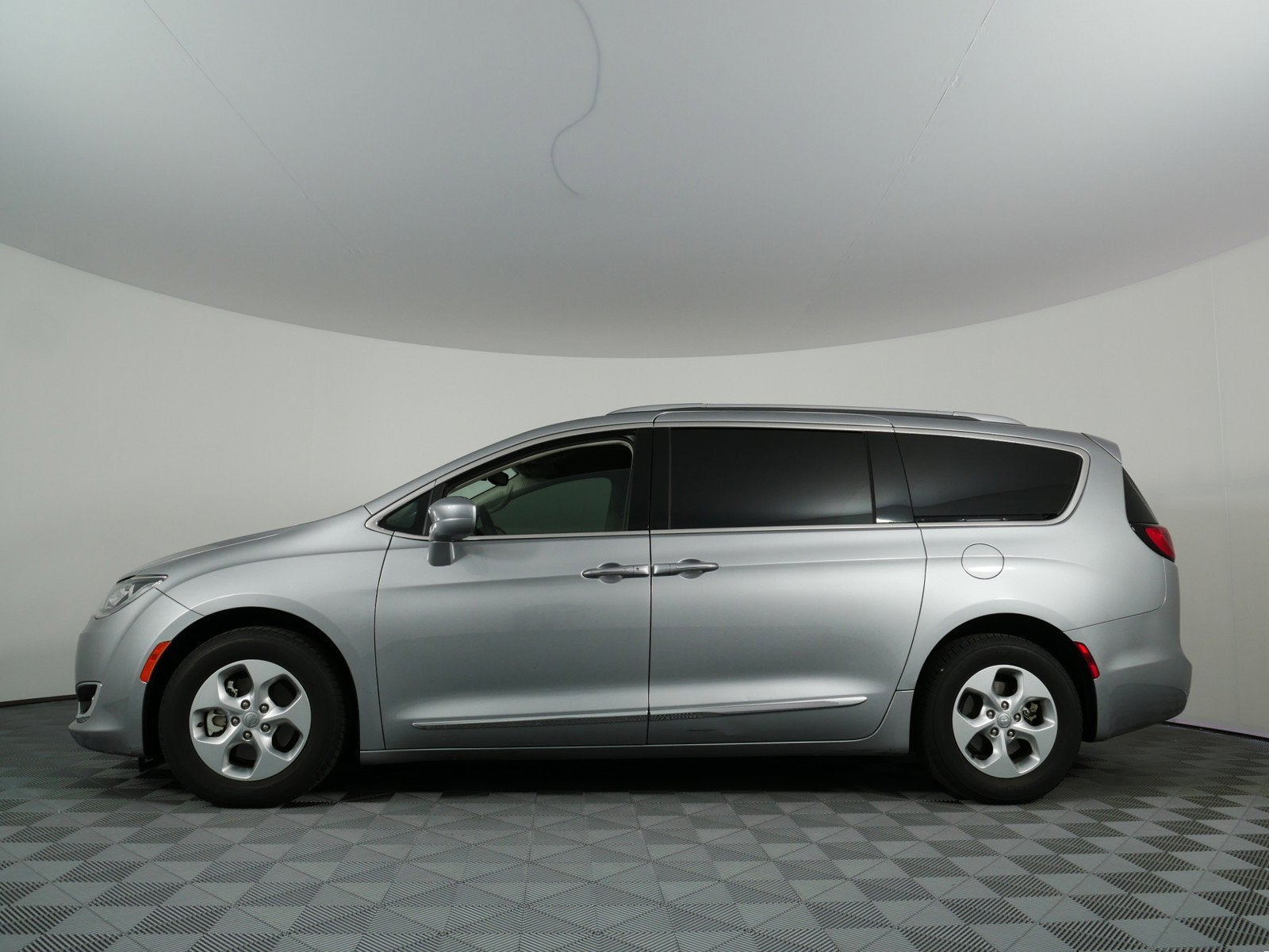 2017 Chrysler Pacifica Touring-L Plus *1-OWNER!*