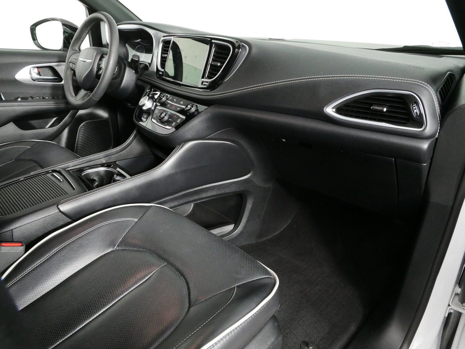 2025 Chrysler Pacifica Limited *CLEAN CARFAX!*