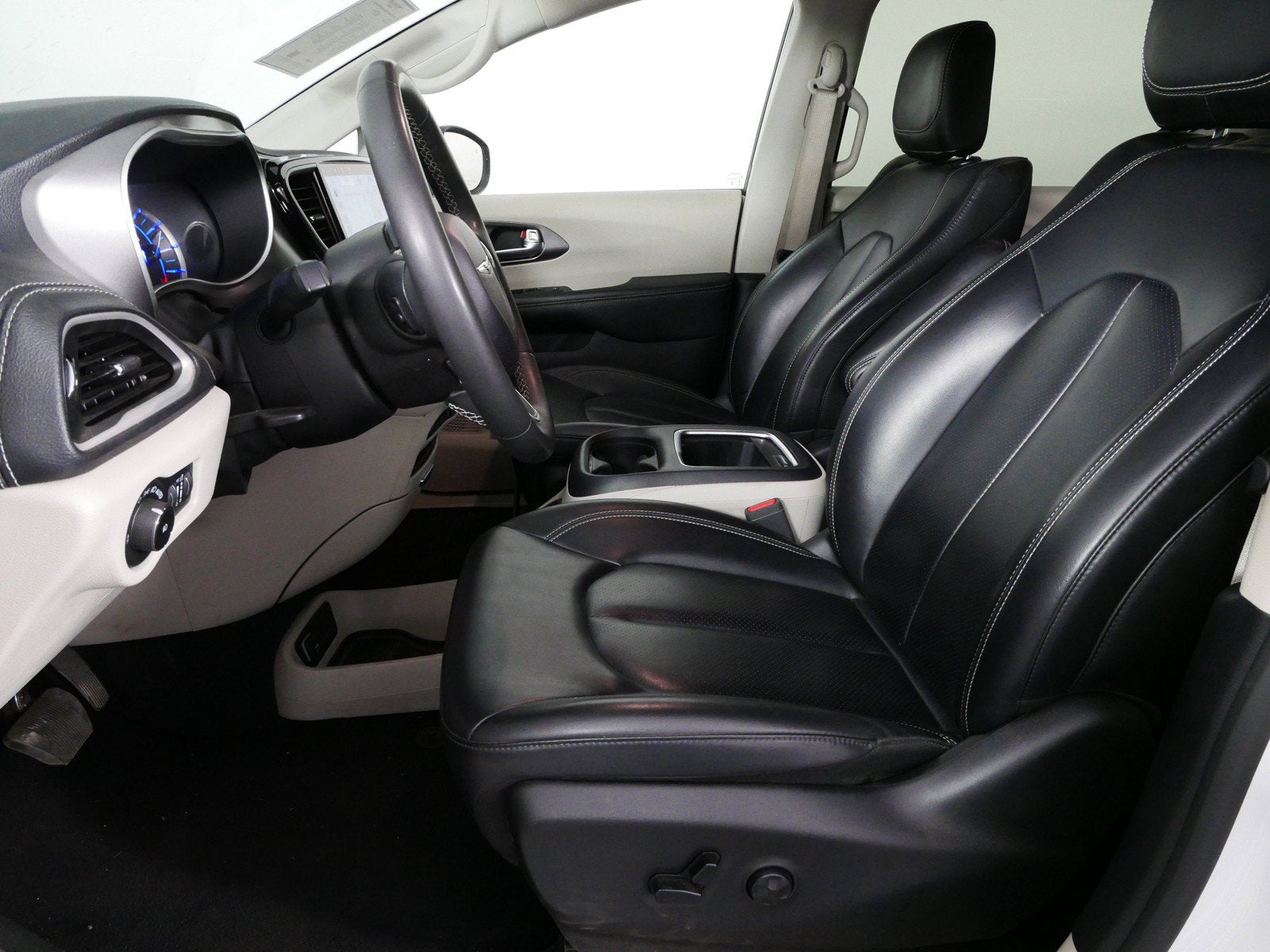 2023 Chrysler Pacifica Hybrid Touring L *1-OWNER!*