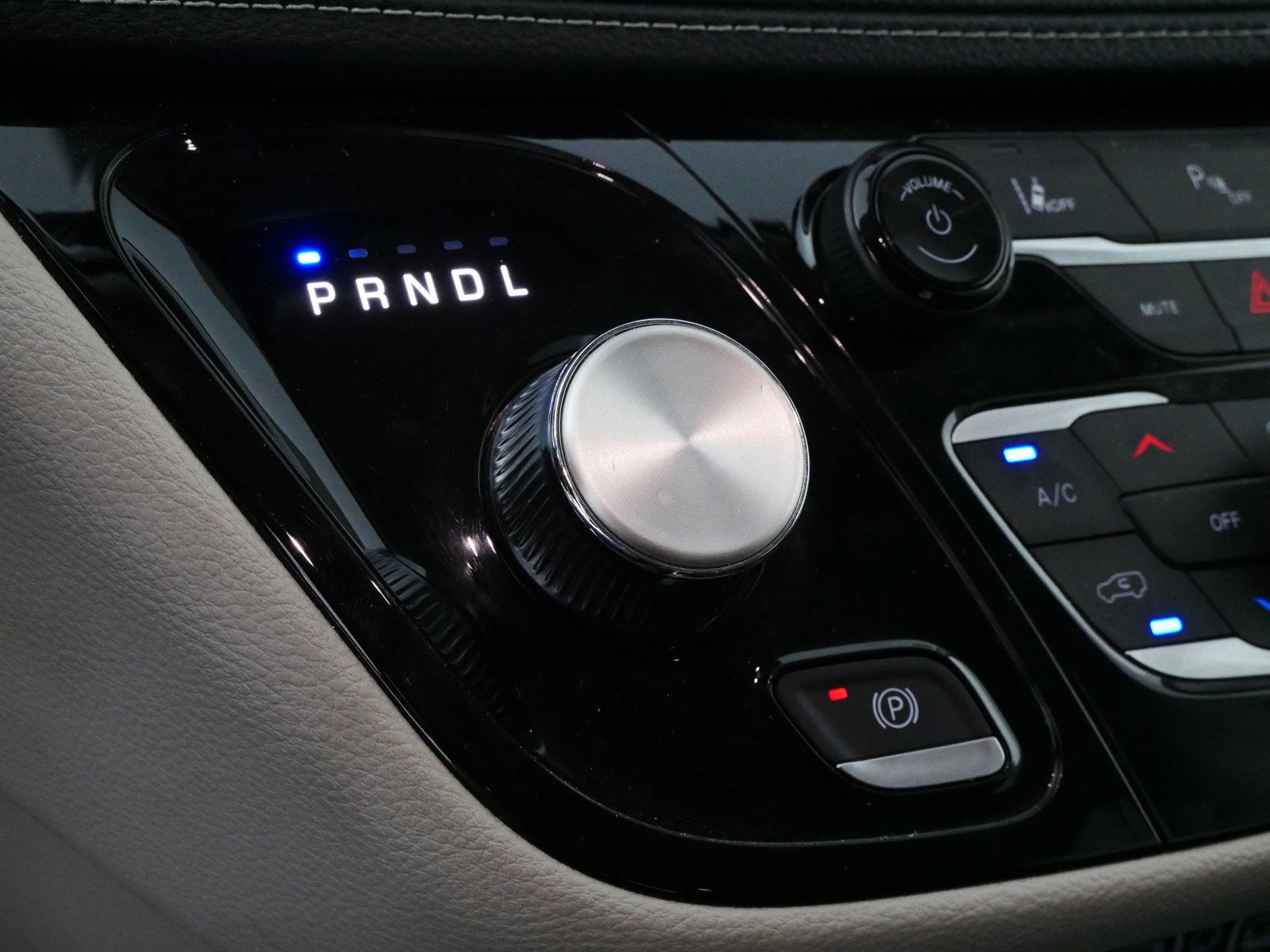 2023 Chrysler Pacifica Hybrid Touring L *1-OWNER!*