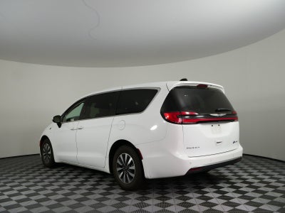 2023 Chrysler Pacifica Hybrid Touring L *1-OWNER!*