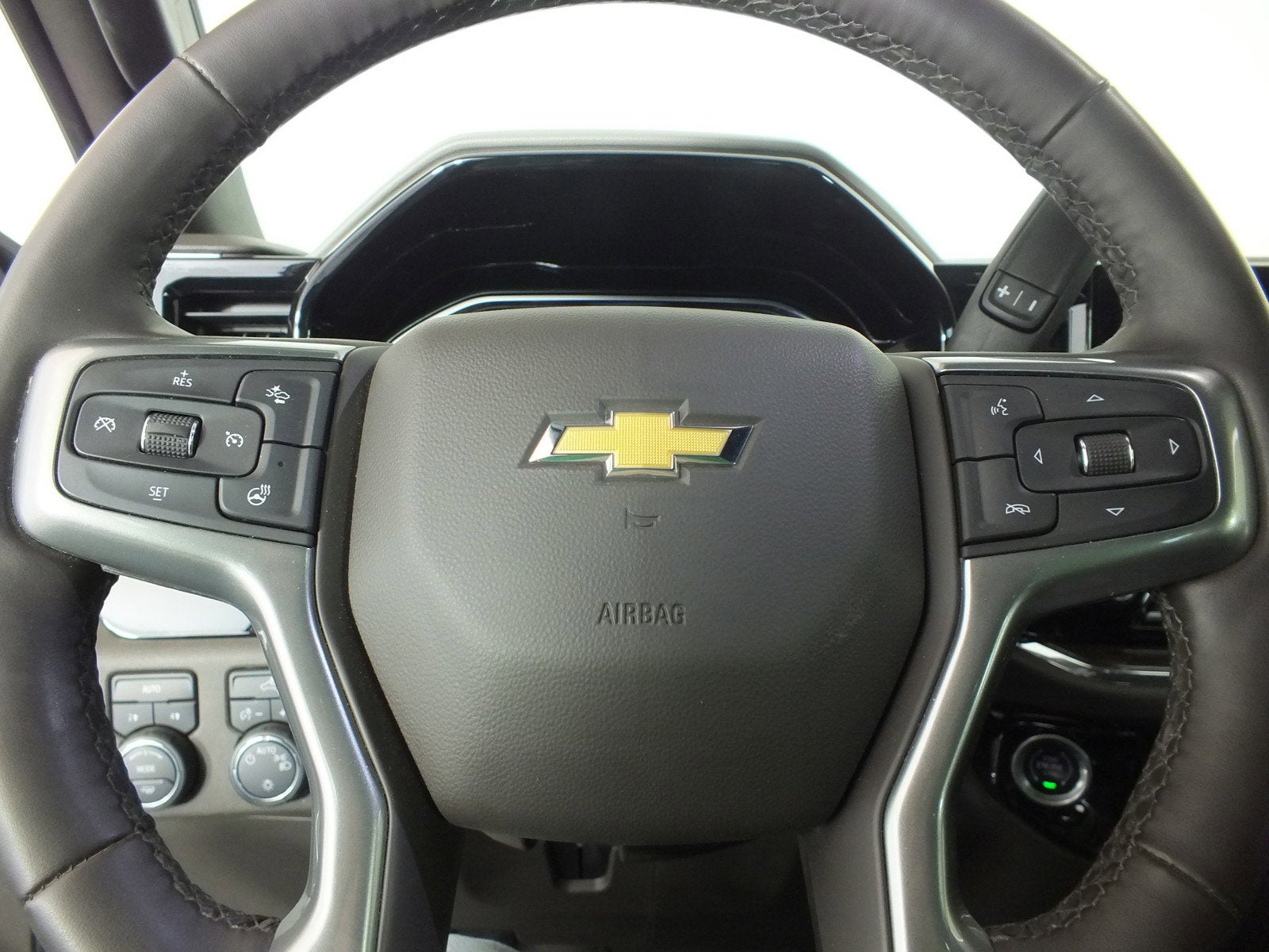 2024 Chevrolet Silverado 1500 LT 4WD *1-OWNER!*