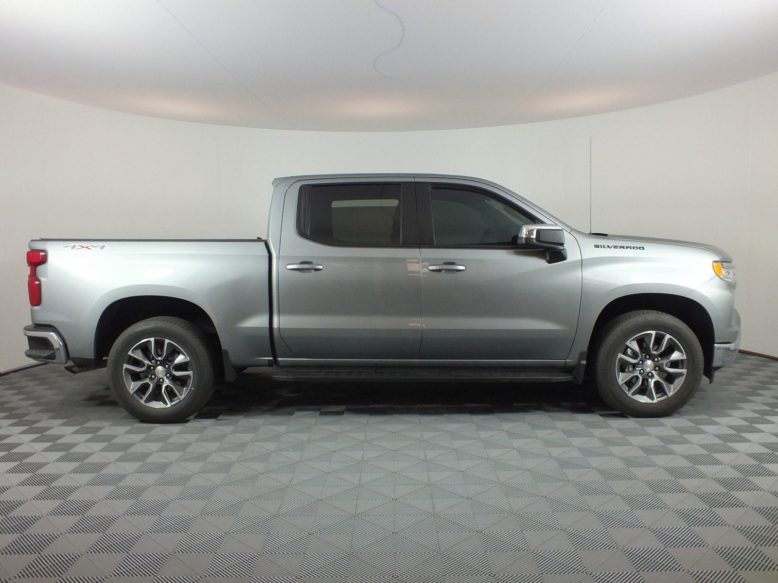 2024 Chevrolet Silverado 1500 LT 4WD *1-OWNER!*