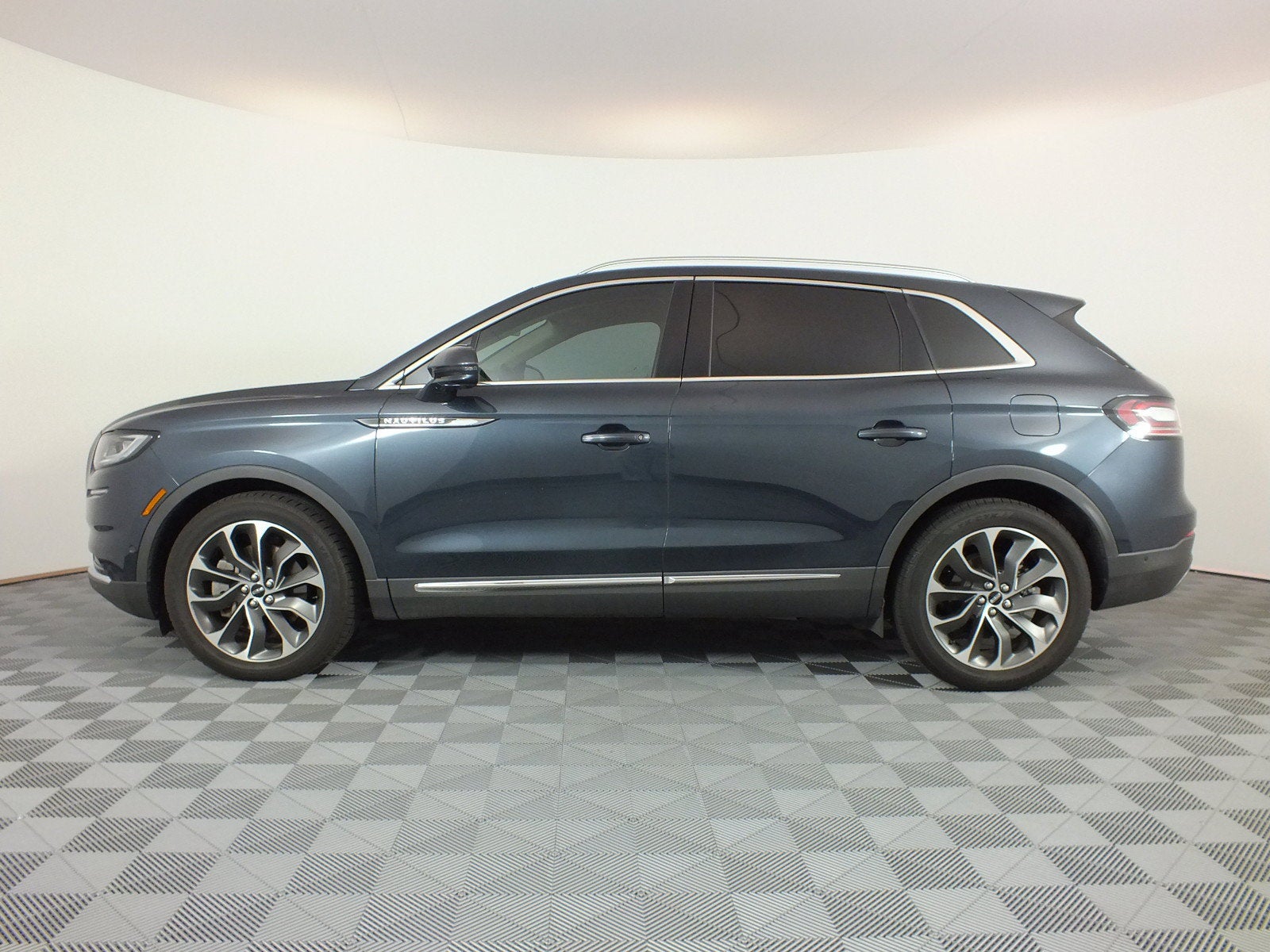 2021 Lincoln Nautilus Reserve *CLEAN CARFAX*