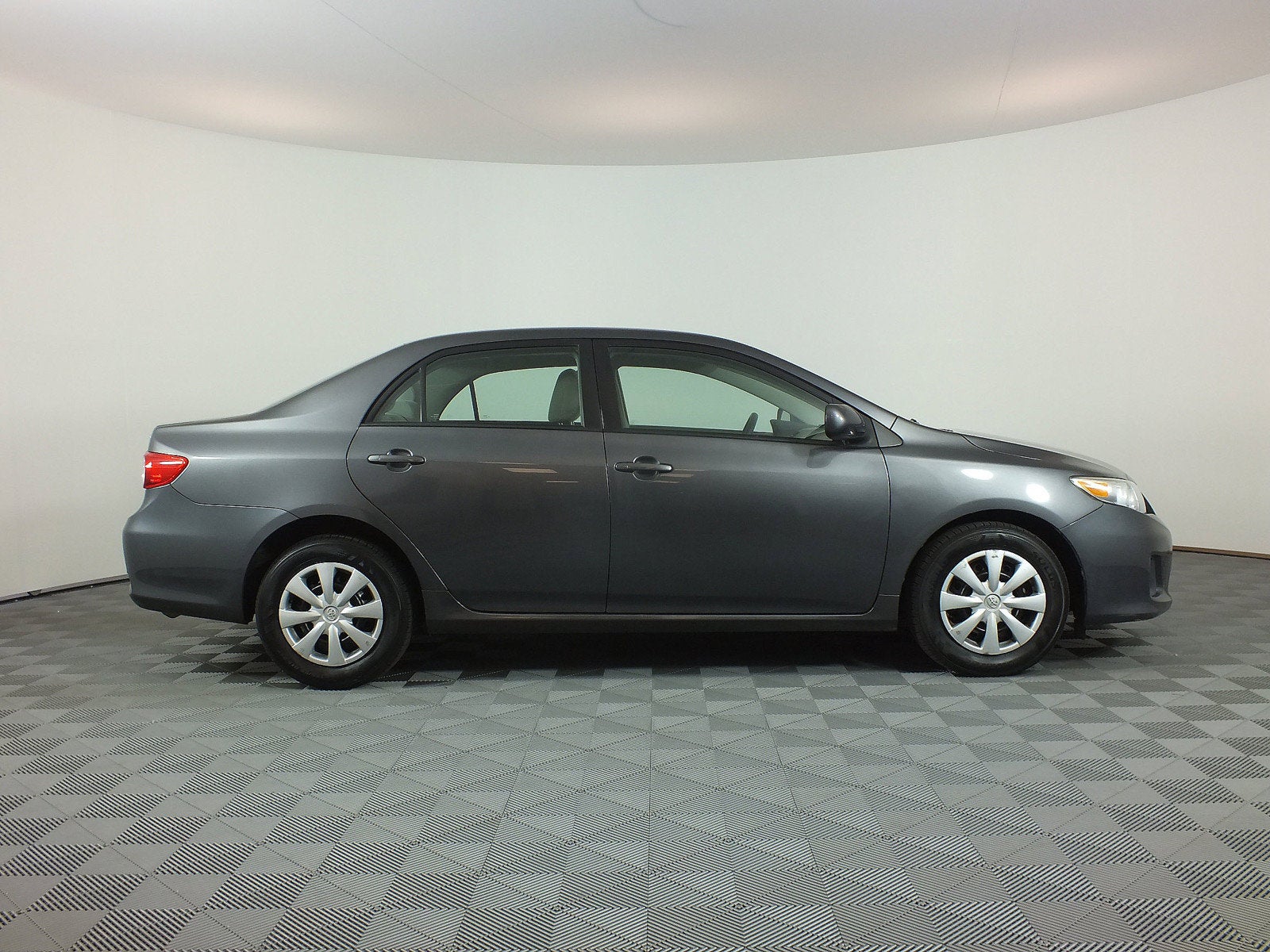 2011 Toyota Corolla LE *CLEAN CARFAX*