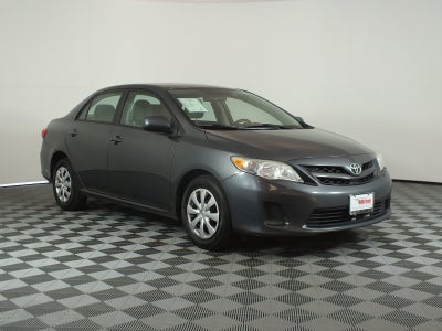 2011 Toyota Corolla LE *CLEAN CARFAX*